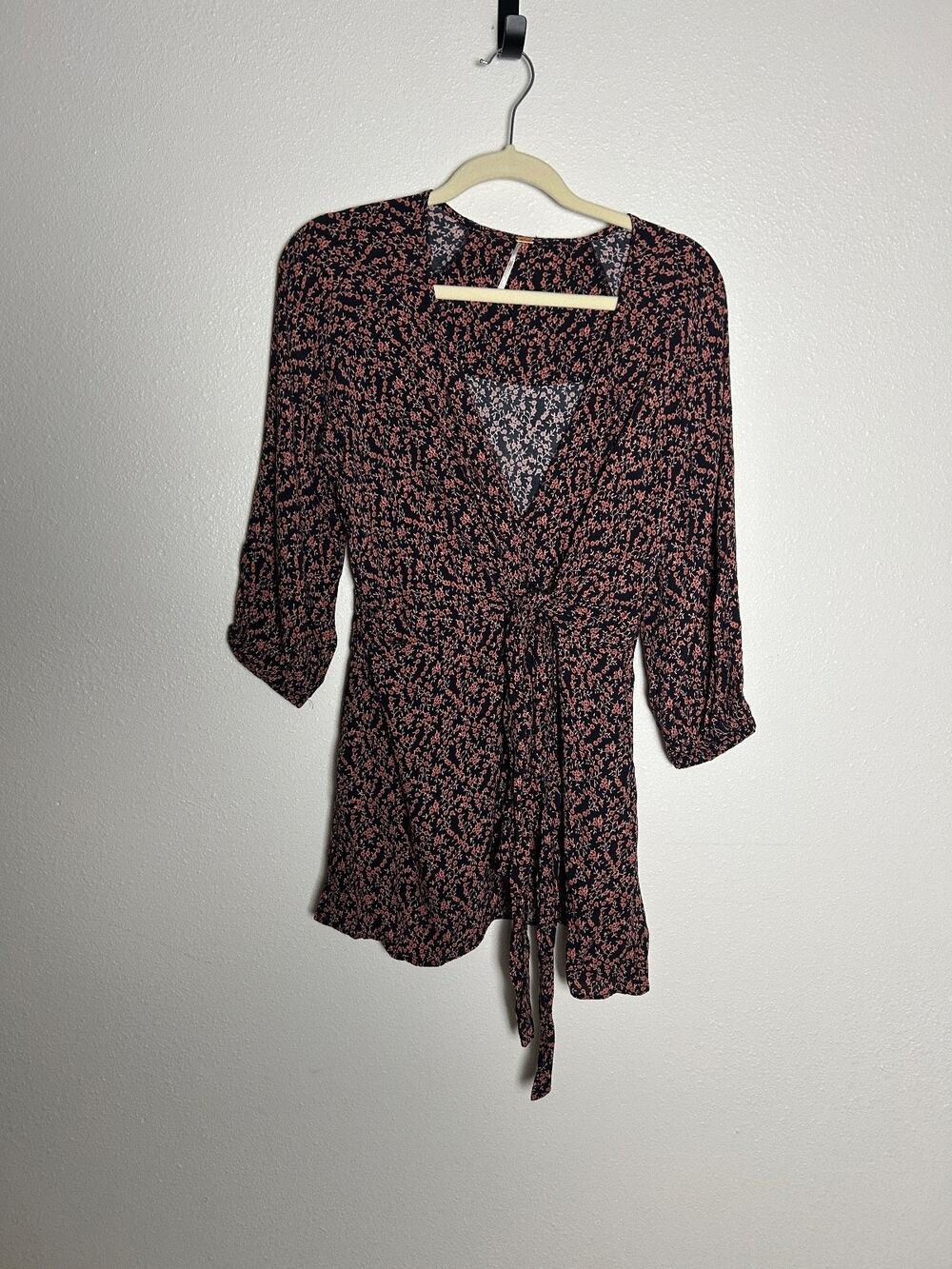 Free People Clara Mini Tunic Blouse Top Floral Dirsy Black Red Size Small